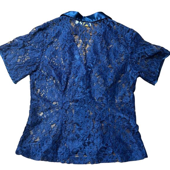 Vintage Gold Label Victoria's Secret Lace Top Size Medium - Picture 2 of 5